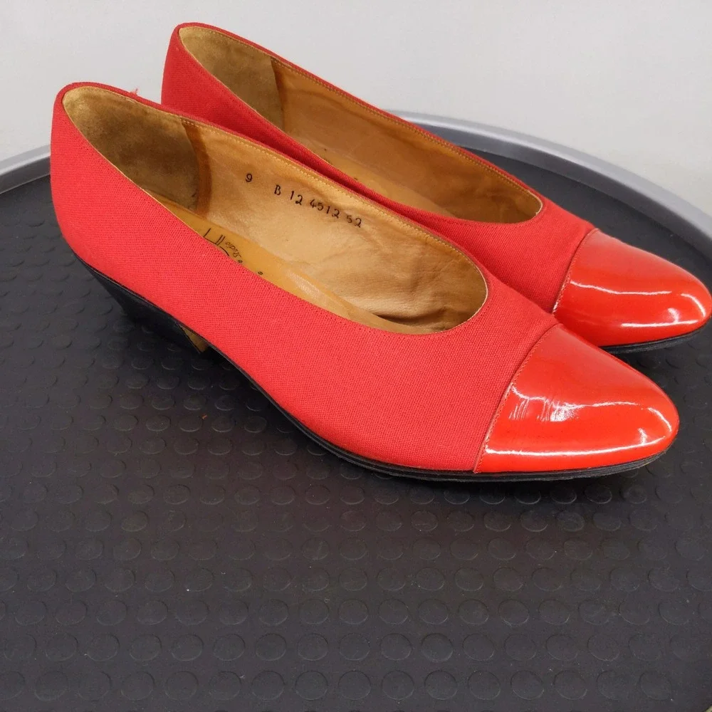 Robert Clergerie Pumps Women 9 Red Patent‎ Cap Toe Canvas Block Heel France